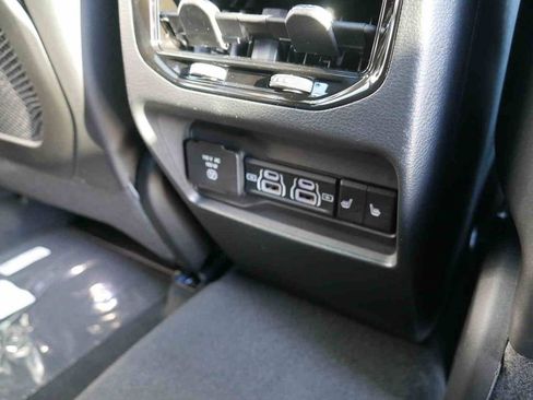 New 2025 Jeep Grand Cherokee Overland w/ Adv Protech Group III image 17