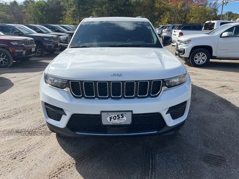 New 2025 Jeep Grand Cherokee image 2