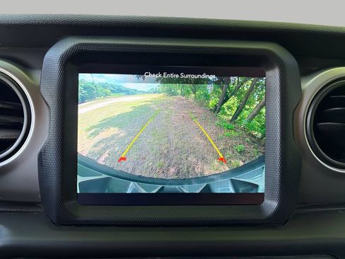 Used 2021 Jeep Wrangler Unlimited Sport AWD/4WD image 20