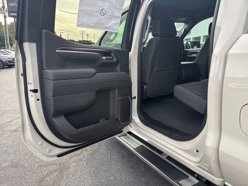 New 2026 GMC Sierra 1500 SLE image 31
