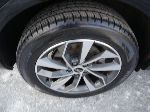 Used 2023 Audi Q5 2.0T Premium Plus w/ Premium Plus Package image 14