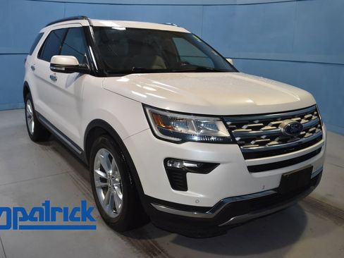 Used 2019 Ford Explorer Limited w/ Class III Trailer Tow Package image 1