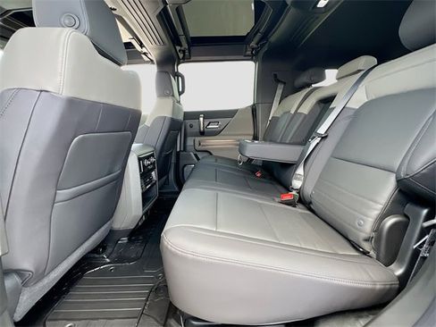 New 2025 GMC Hummer EV 3X image 17