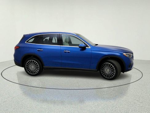 Certified 2026 Mercedes-Benz GLC 300 image 11