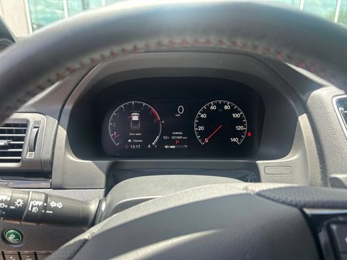 Used 2024 Honda Ridgeline Black Edition image 4