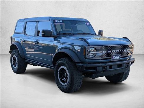 Used 2021 Ford Bronco Badlands w/ Sasquatch Package AWD/4WD image 3