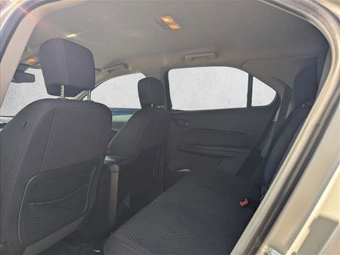 Used 2015 Chevrolet Equinox LS FWD image 13