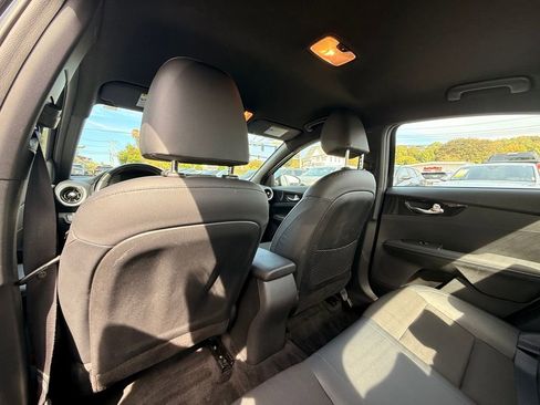 Used 2022 Kia Forte GT-Line image 16