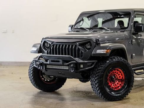 Used 2021 Jeep Gladiator Sport w/ Trailer Tow Package AWD/4WD image 17