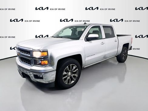 Used 2014 Chevrolet Silverado 1500 LT w/ LT Convenience Package RWD image 3