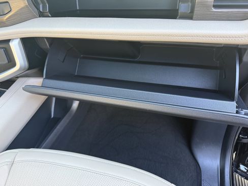 Used 2024 Ford Expedition Max Limited image 32