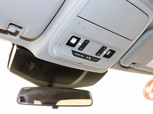 Used 2022 Ford Explorer XLT w/ Equipment Group 202A image 23