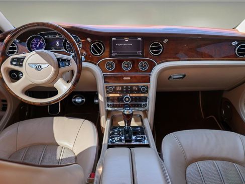 Used 2012 Bentley Mulsanne image 9