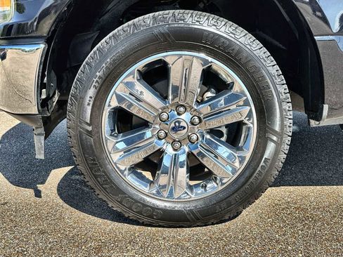 Used 2020 Ford F150 XLT w/ Equipment Group 302A Luxury image 14