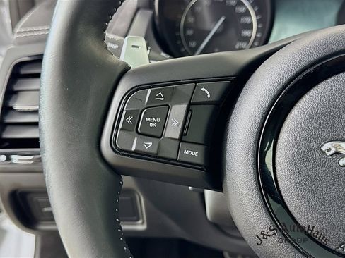 Used 2017 Jaguar F-TYPE SVR AWD/4WD image 13