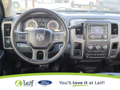 Used 2015 RAM 2500 Tradesman w/ Chrome Appearance Group image 25