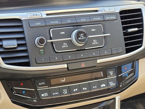 Certified 2017 Honda Accord Hybrid Sedan image 14