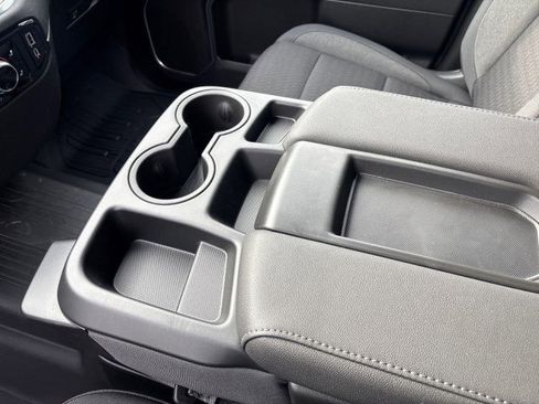 New 2026 GMC Sierra 1500 SLE image 25