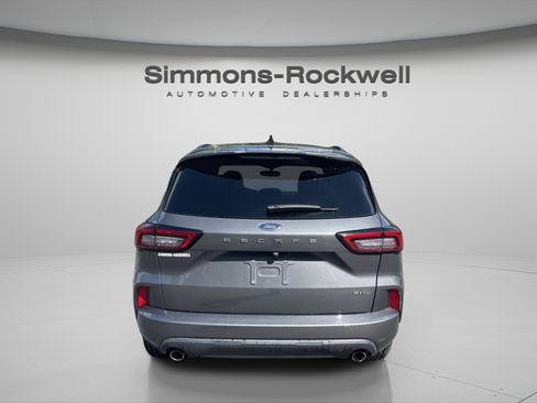 Used 2023 Ford Escape ST-Line image 6