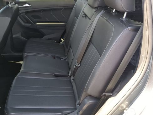 Used 2023 Volkswagen Tiguan SE R-Line FWD image 17