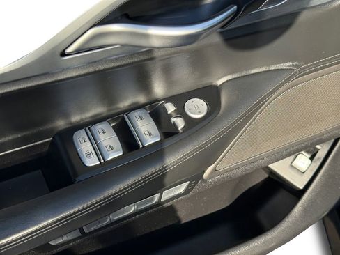 Used 2018 BMW 750i xDrive image 11