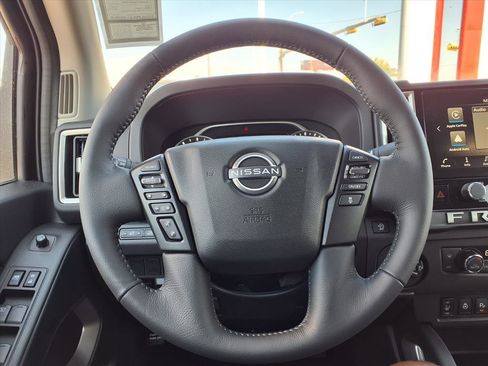 New 2025 Nissan Frontier SV w/ SV Convenience Package image 17