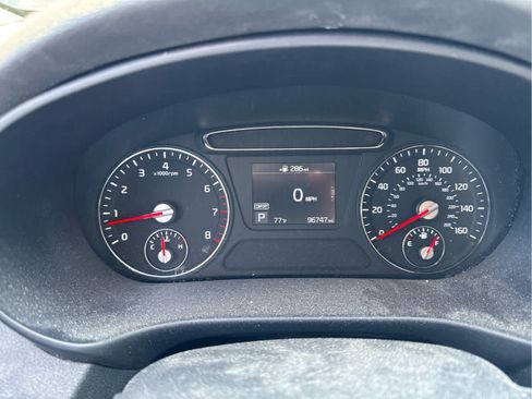 Used 2019 Kia Sorento FWD V6 image 6