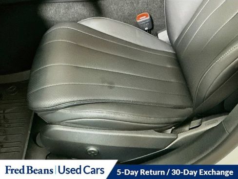 Used 2025 Mercedes-Benz E 450 4MATIC Sedan image 24