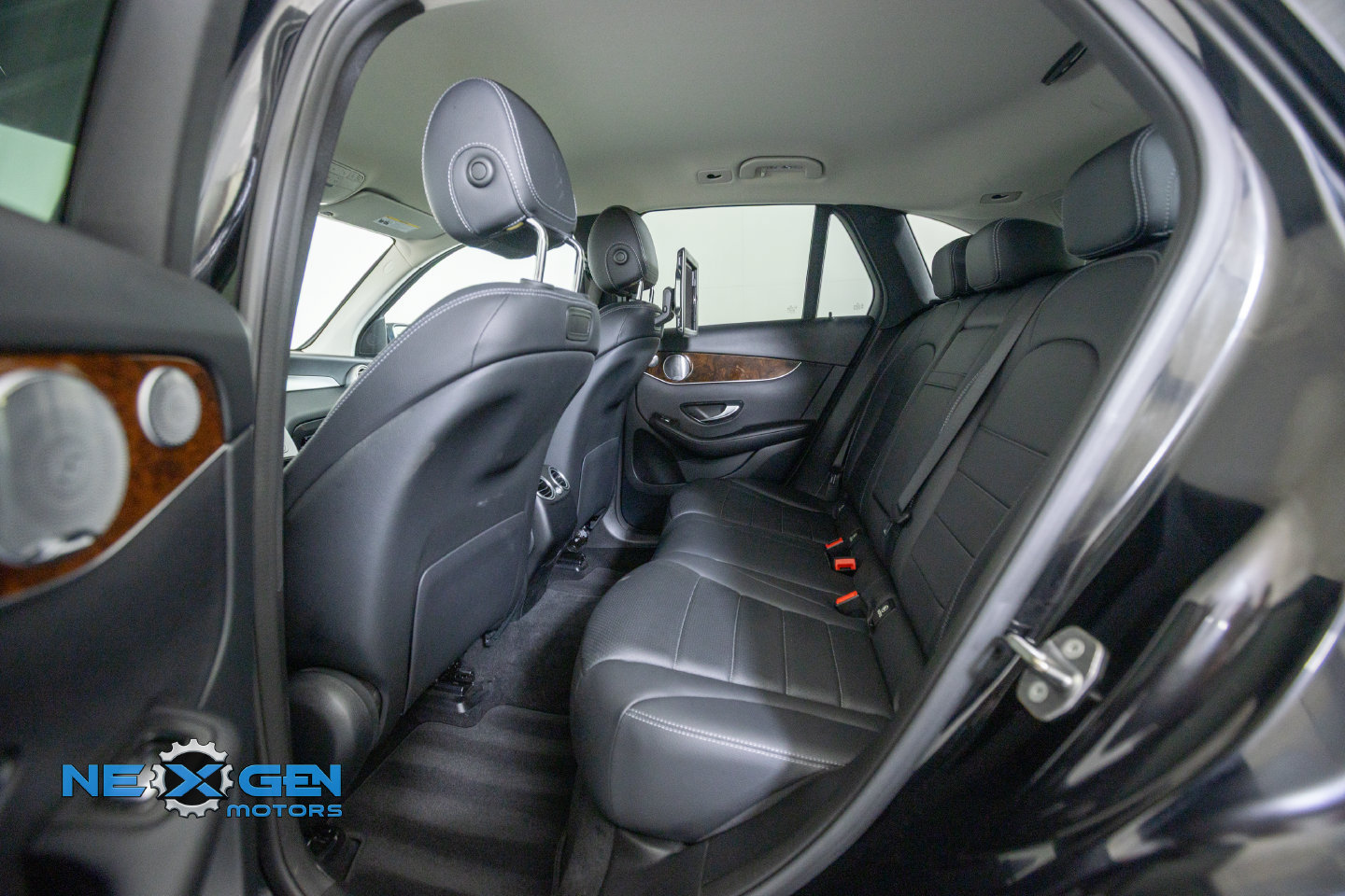 Used 2019 Mercedes-Benz GLC 300 4MATIC image 29