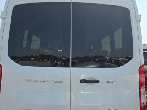 Used 2022 Ford Transit 350 XLT AWD/4WD image 3