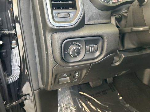 Used 2025 RAM 1500 Laramie w/ Sport Appearance Package AWD/4WD image 45