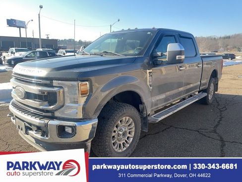 Used 2022 Ford F250 XLT w/ XLT Premium Package image 1