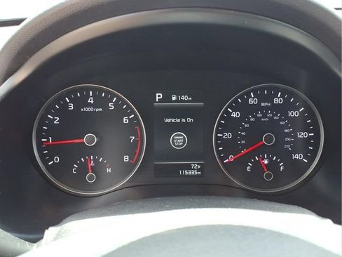Used 2022 Kia Rio S w/ Option Group 015 FWD image 19