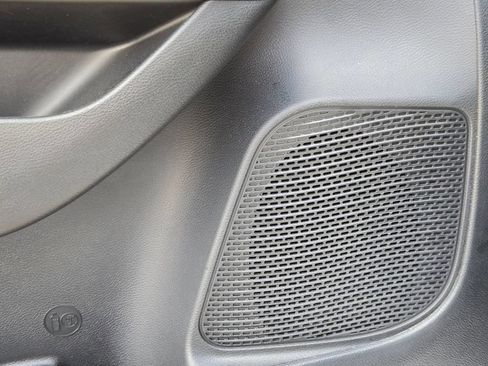 New 2026 Chrysler Pacifica Select FWD image 15