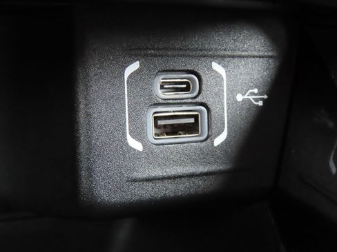 Certified 2023 Jeep Compass Limited AWD/4WD image 8