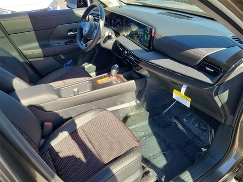 New 2026 Nissan Kicks SR w/ SR Premium Package image 11