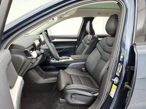 New 2026 Volvo EX90 Ultra AWD/4WD image 17