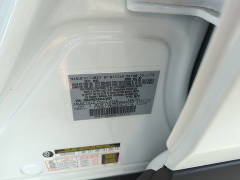 Certified 2025 Nissan Kicks SR FWD image 48