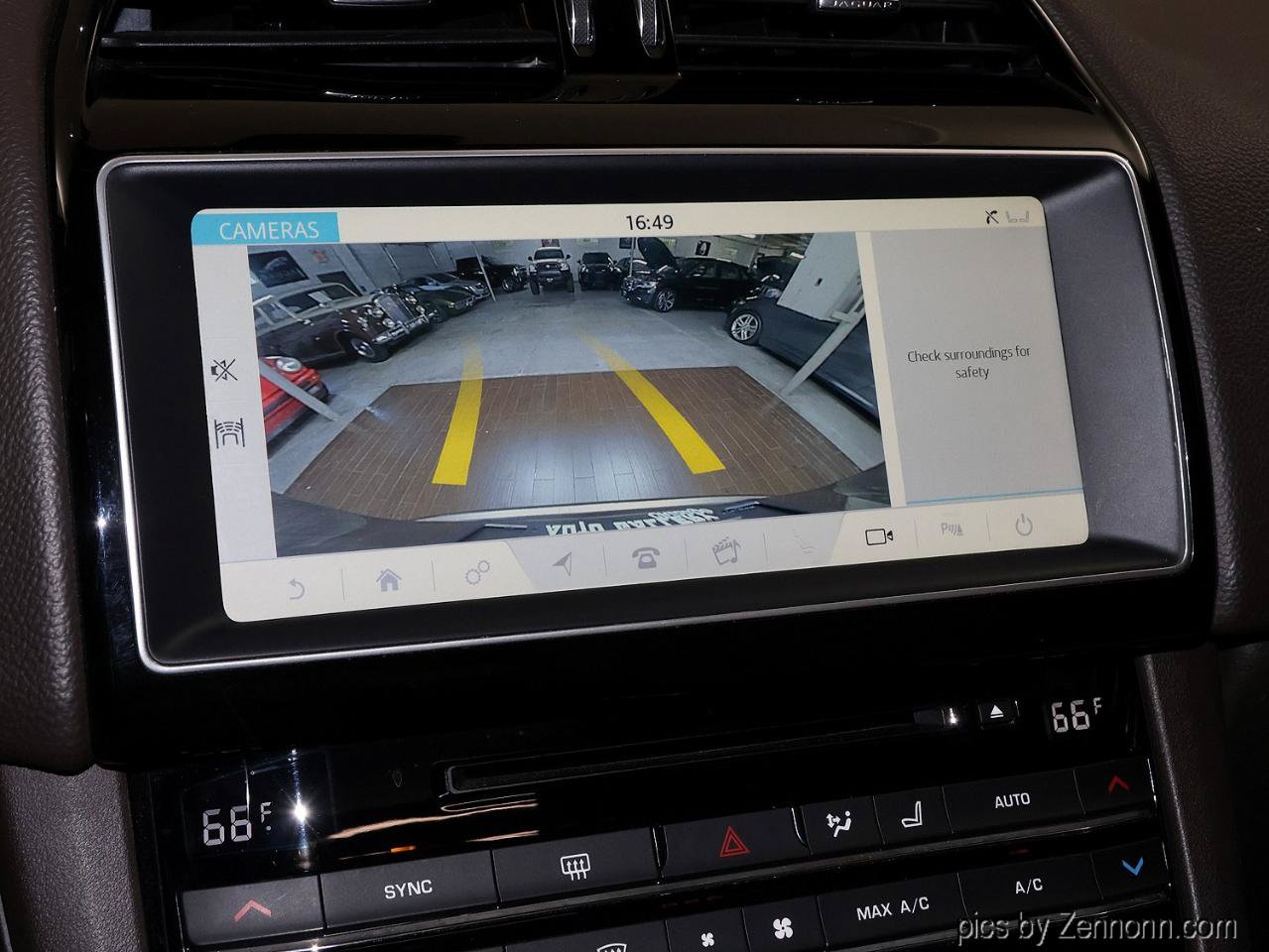 Used 2017 Jaguar F-PACE Prestige AWD/4WD image 21