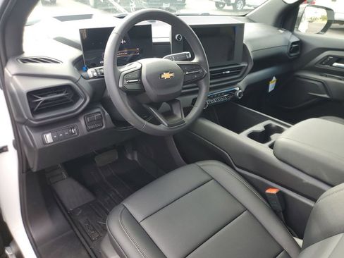 New 2025 Chevrolet Silverado EV W/T image 10