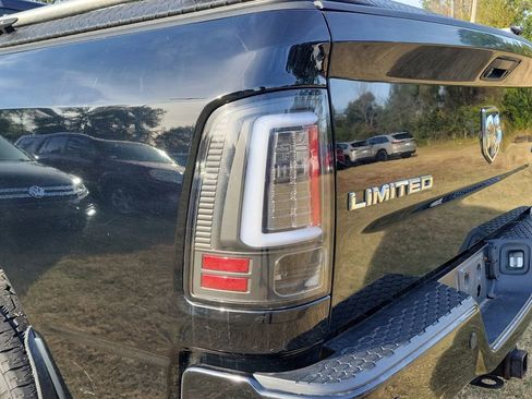 Used 2013 RAM 3500 Laramie Longhorn image 18