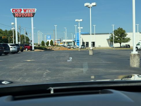 Used 2023 INFINITI QX60 Sensory w/ Vision Package AWD/4WD image 48