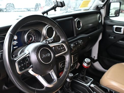 Used 2019 Jeep Wrangler Rubicon image 17