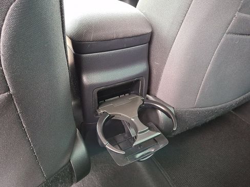 Used 2017 Toyota Corolla LE w/ Carpet Mat Package (TMS) FWD image 12