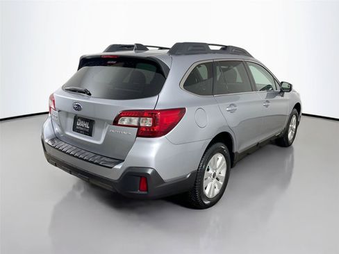 Used 2019 Subaru Outback 2.5i Premium AWD/4WD image 13