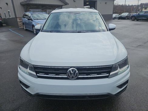 Used 2018 Volkswagen Tiguan SE w/ 3rd Row Seat Package image 8
