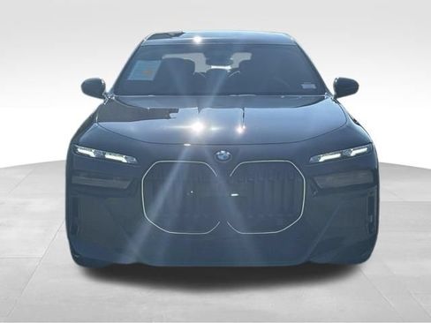 Used 2024 BMW 760i xDrive w/ Executive Package AWD/4WD image 13