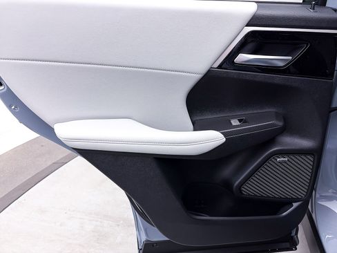 New 2026 Mitsubishi Outlander SE FWD image 23
