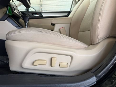 Used 2016 Subaru Outback 2.5i Premium w/ Popular Package #2 AWD/4WD image 40