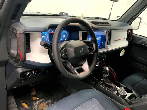 New 2025 Ford Bronco Heritage Edition image 7
